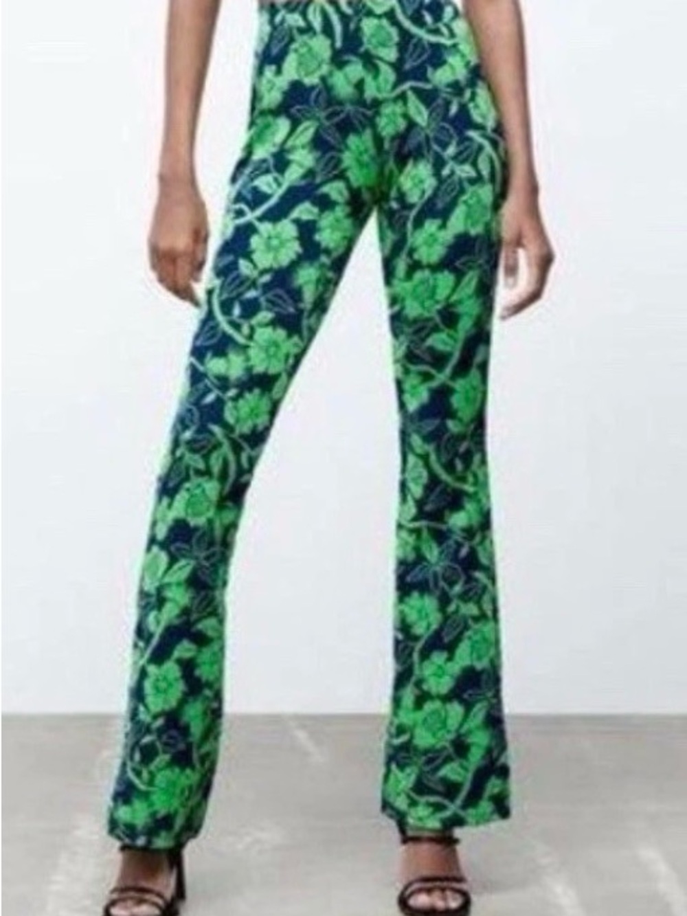 Zara Wide Leg Floral Pants, NWT Size Medium